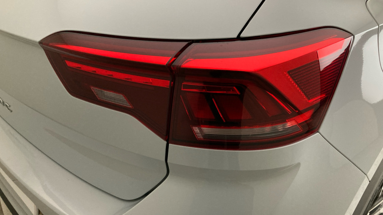 Volkswagen T-Roc 2.0 TDI EVO R-Line 5dr DSG Diesel Hatchback